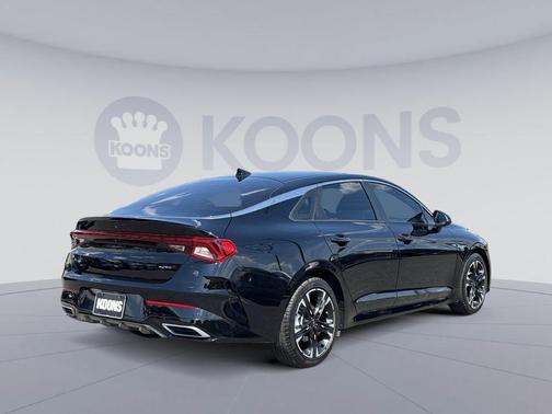 Ebony Black 2022 Kia K5 GT-Line