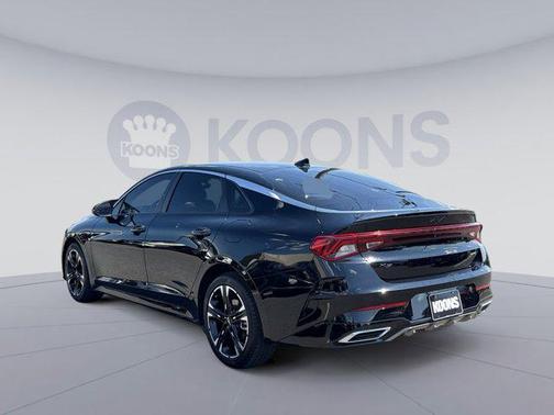 Ebony Black 2022 Kia K5 GT-Line