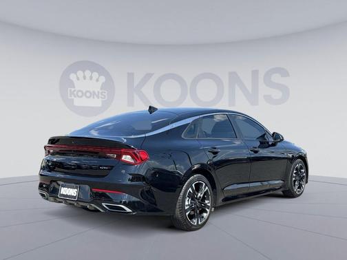 Ebony Black 2022 Kia K5 GT-Line