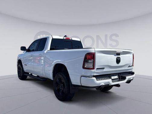 Bright White Clearcoat 2020 RAM 1500 Big Horn/Lone Star