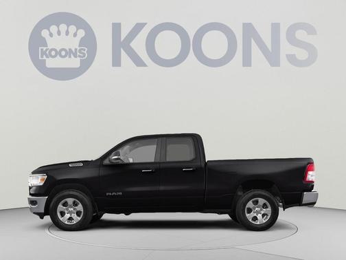 Diamond Black Crystal Pearlcoat 2020 RAM 1500 Big Horn/Lone Star