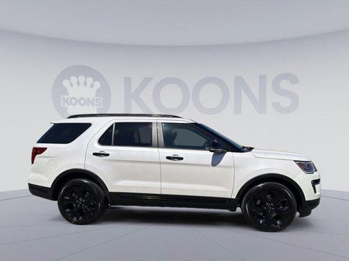 White Platinum 2019 Ford Explorer Sport