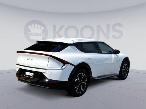 2022 Kia EV6 Wind