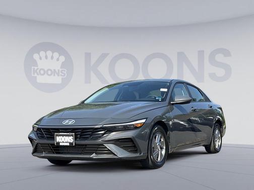 Ecotronic Gray 2025 Hyundai ELANTRA SE