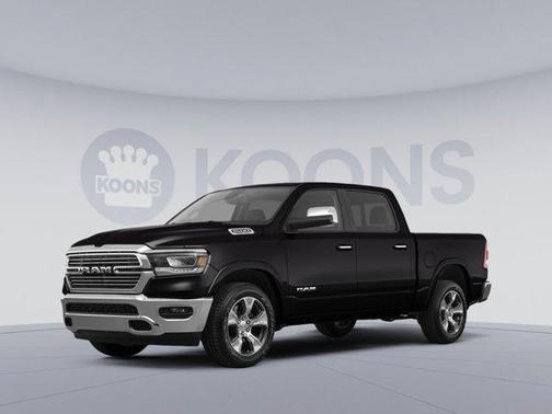 Diamond Black Crystal Pearlcoat 2019 RAM 1500 Laramie