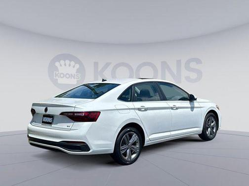 2024 Volkswagen Jetta 1.5T SE