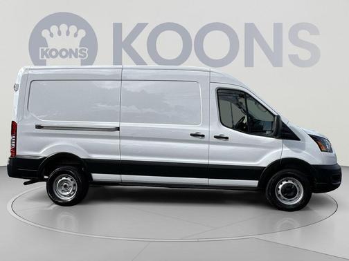 Oxford White 2025 Ford Transit-250 Base