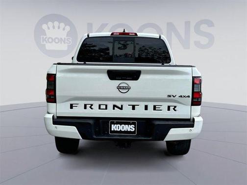 2022 Nissan Frontier SV