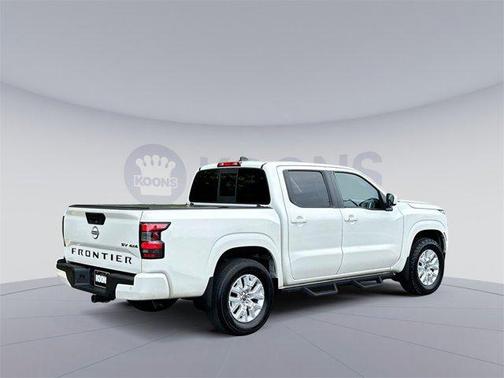 2022 Nissan Frontier SV