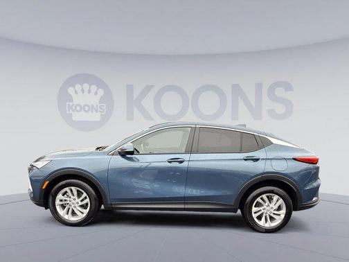 Ocean Blue Metallic 2025 Buick Envista Preferred FWD