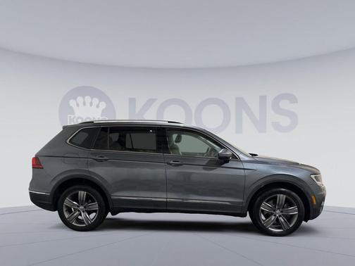 Platinum Gray Metallic 2020 Volkswagen Tiguan 2.0T SEL