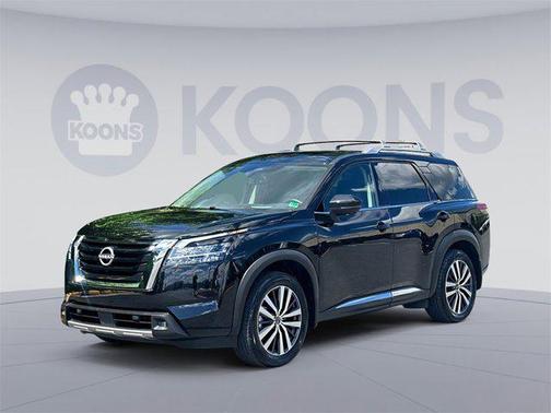 2022 Nissan Pathfinder Platinum 4WD