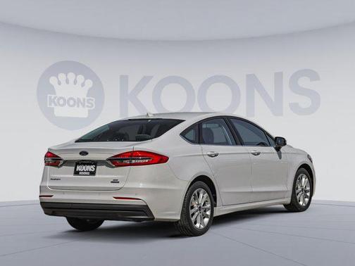 2020 Ford Fusion Hybrid SE