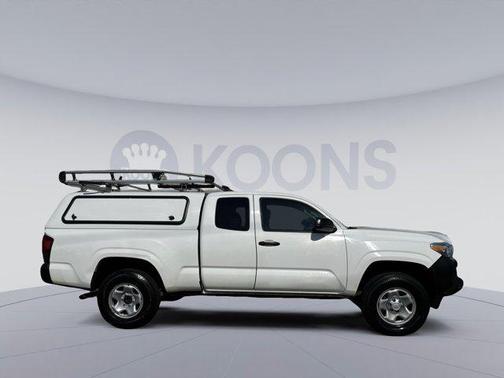 2019 Toyota Tacoma SR