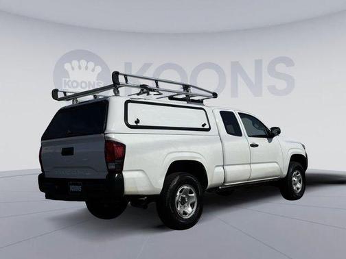 2019 Toyota Tacoma SR