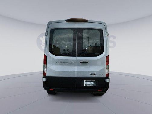 2022 Ford Transit-350 XLT