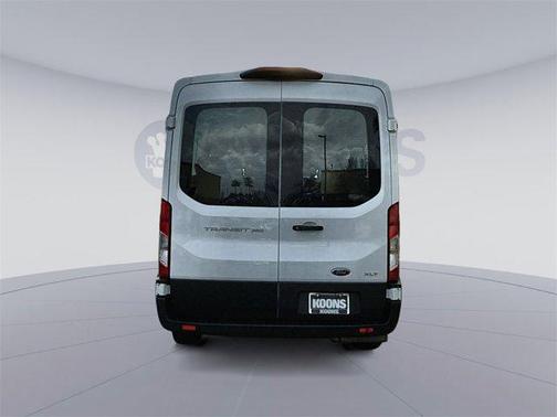 2022 Ford Transit-350 XLT