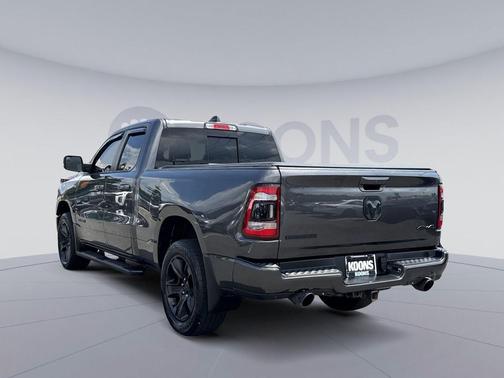 Granite Crystal Metallic Clearcoat 2021 RAM 1500 Big Horn/Lone Star