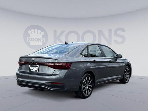 2025 Volkswagen Jetta 1.5T SE