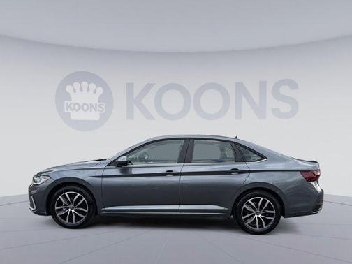 2025 Volkswagen Jetta 1.5T SE