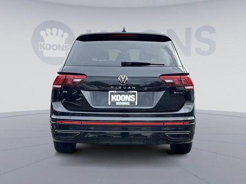 2022 Volkswagen Tiguan 2.0T SE R-Line Black 4MOTION