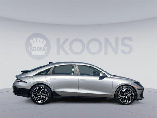 2023 Hyundai IONIQ 6 SEL