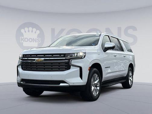 Summit White 2023 Chevrolet Suburban Premier