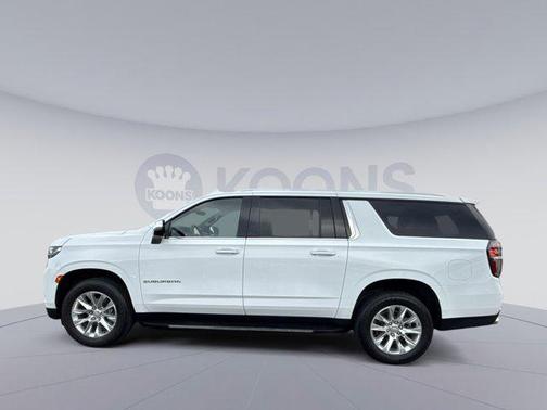 Summit White 2023 Chevrolet Suburban Premier