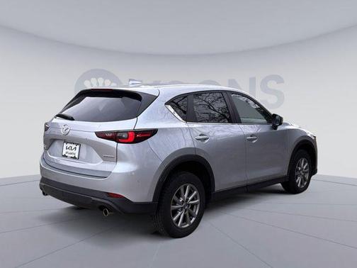 2022 Mazda CX-5 2.5 S Preferred Package