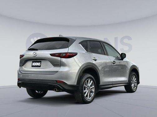 2022 Mazda CX-5 2.5 S Preferred Package
