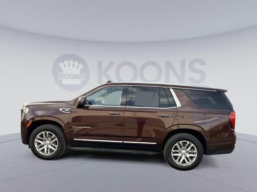 Redwood Metallic 2022 GMC Yukon SLT