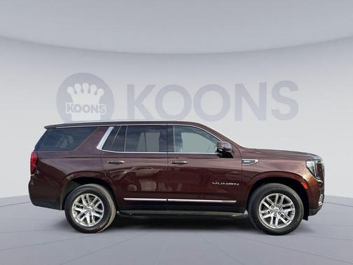 Redwood Metallic 2022 GMC Yukon SLT
