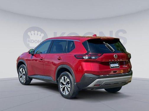 2021 Nissan Rogue SV