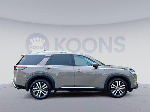 2024 Nissan Pathfinder Platinum 4WD