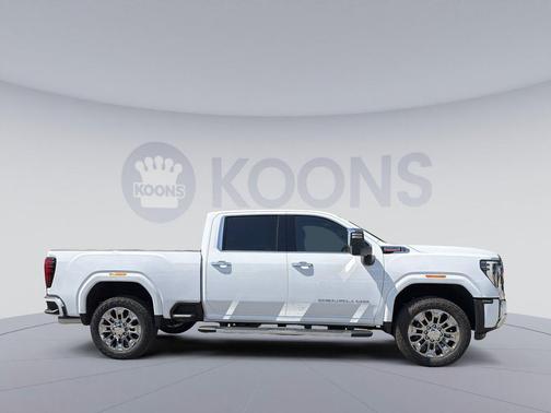 Summit White 2026 GMC Sierra 2500 Denali