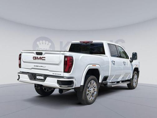 Summit White 2026 GMC Sierra 2500 Denali