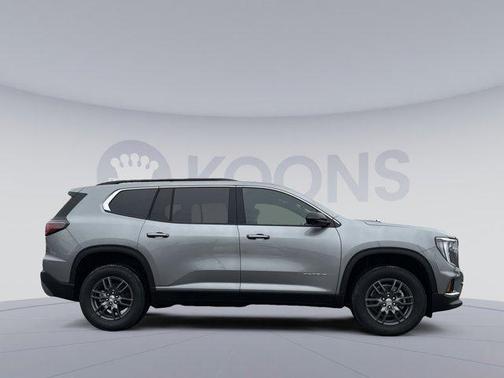 2026 GMC Acadia Elevation FWD