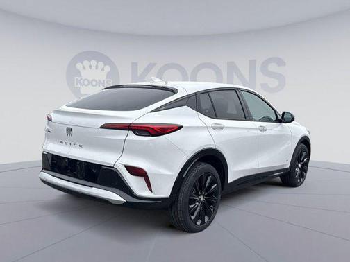 Summit White 2026 Buick Envista Sport Touring FWD