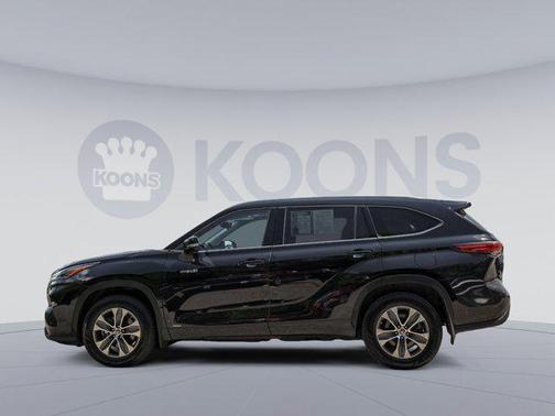 2021 Toyota Highlander Hybrid XLE