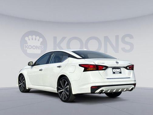 2020 Nissan Altima Platinum FWD