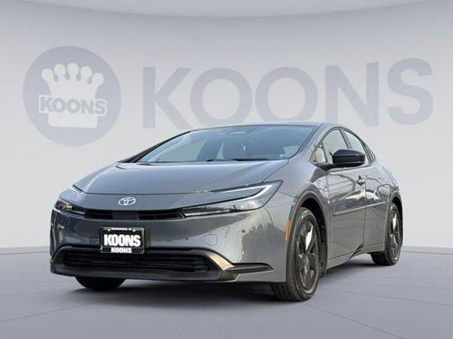 2024 Toyota Prius LE