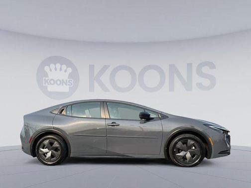 2024 Toyota Prius LE