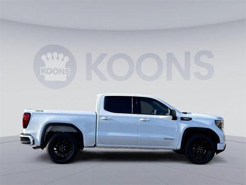 2025 GMC Sierra 1500 Elevation