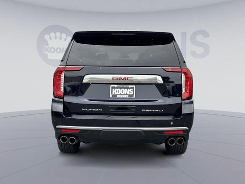 Midnight Blue Metallic 2023 GMC Yukon Denali