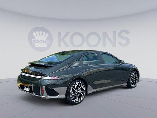 2023 Hyundai IONIQ 6 SE