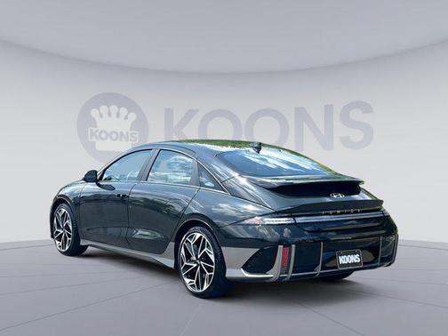2023 Hyundai IONIQ 6 SE