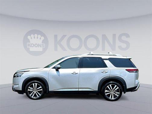 2024 Nissan Pathfinder Platinum 4WD
