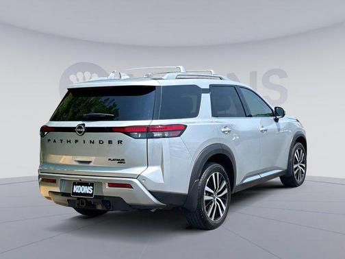 2024 Nissan Pathfinder Platinum 4WD
