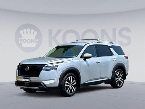 2024 Nissan Pathfinder Platinum 4WD
