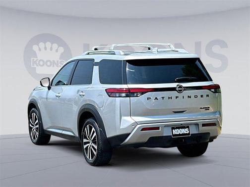 2024 Nissan Pathfinder Platinum 4WD
